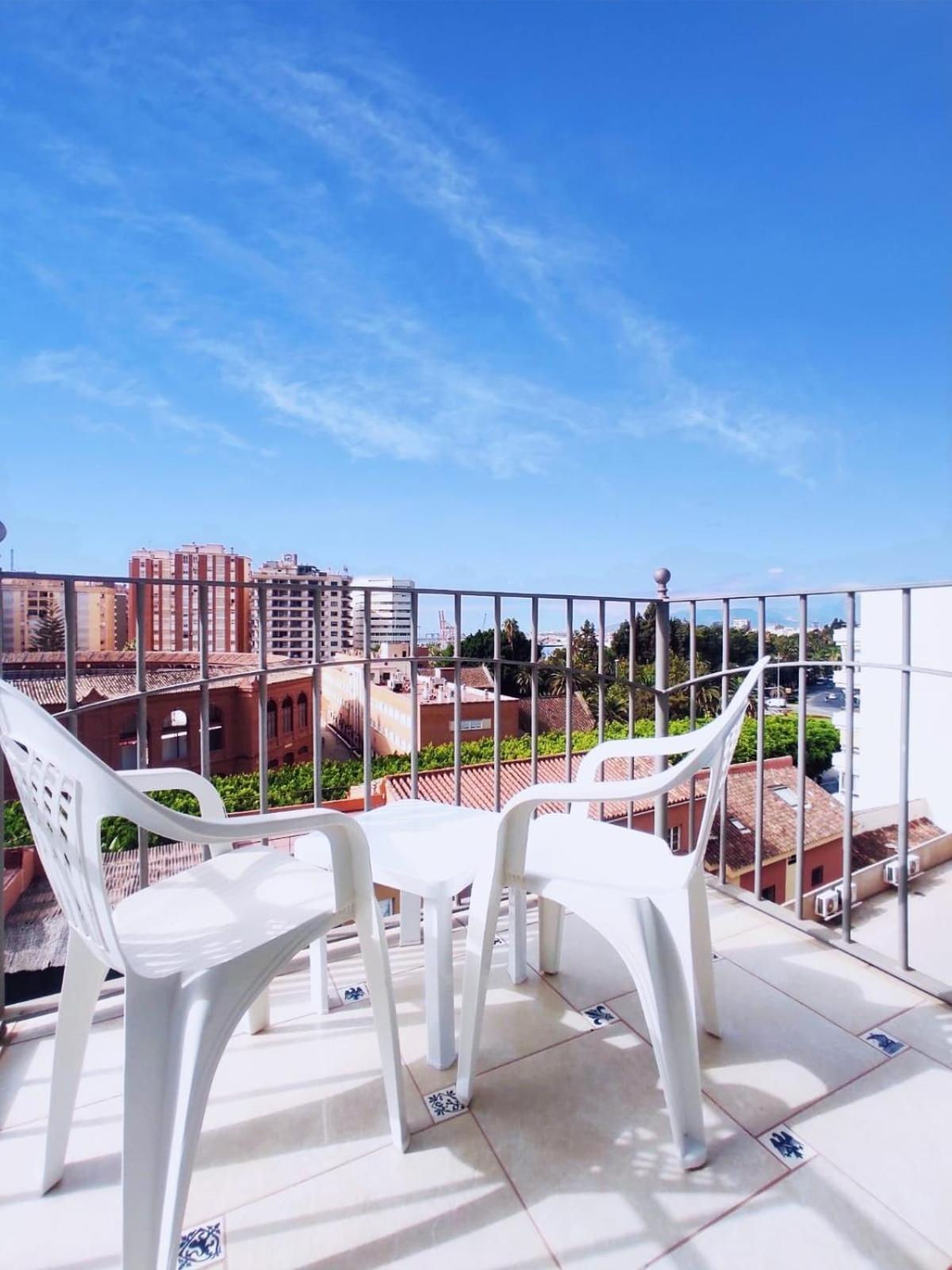 Hotel Eliseos Malaga Exterior photo