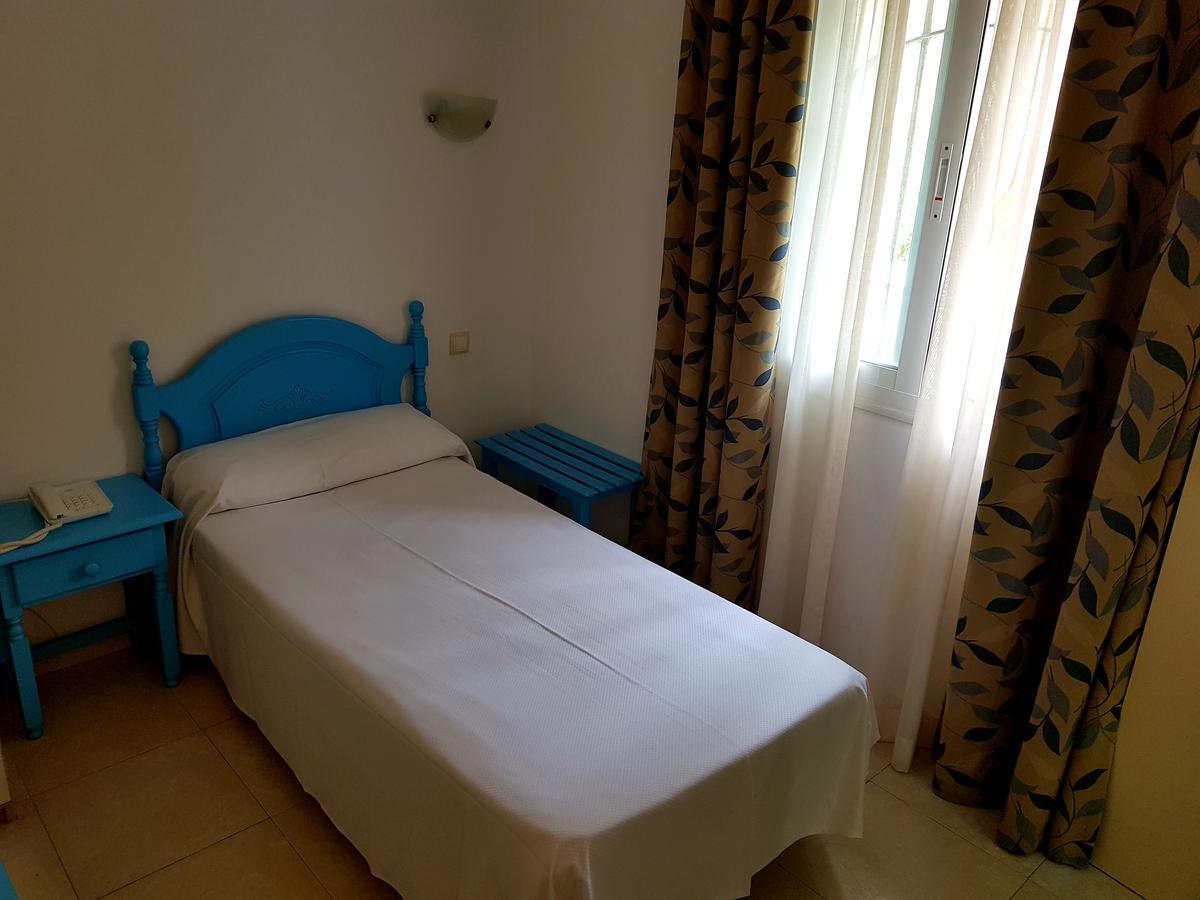 Hotel Eliseos Malaga Exterior photo
